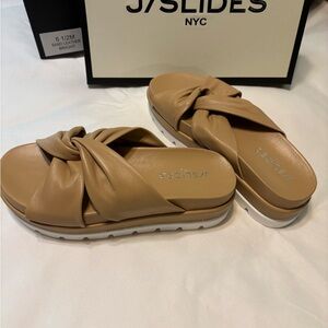 J/SLIDES Tan Knotted Sandals